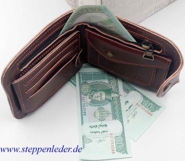 Preview: handgefertigte Brieftasche aus echten Leder in braun      praktisch, stilbewusst und langlebig